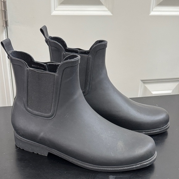 J. Crew Women's Black Rain Boots, Sz 9, Excellent Condition - Picture 3 of 9